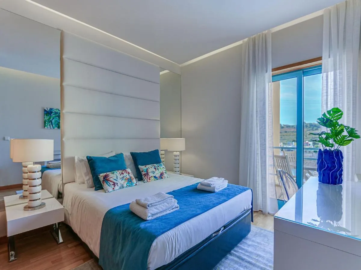 Luxury 1 Bedroom Apartment, Marina De Albufeira 0*,  Portugal